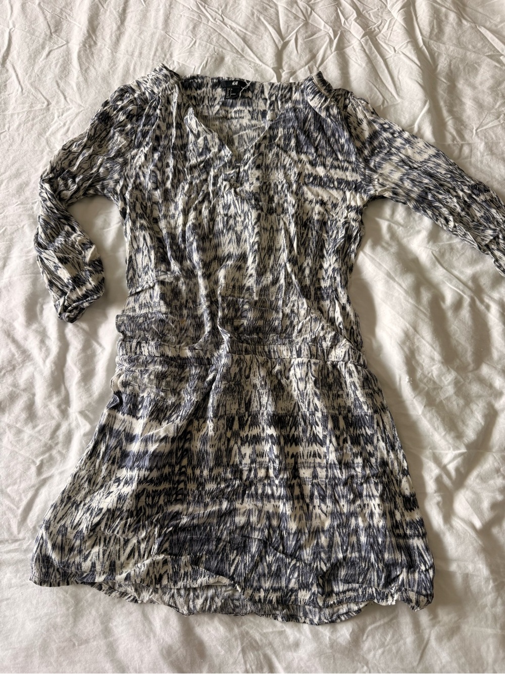 Women's Navy & White Printed V-Neck Dress
